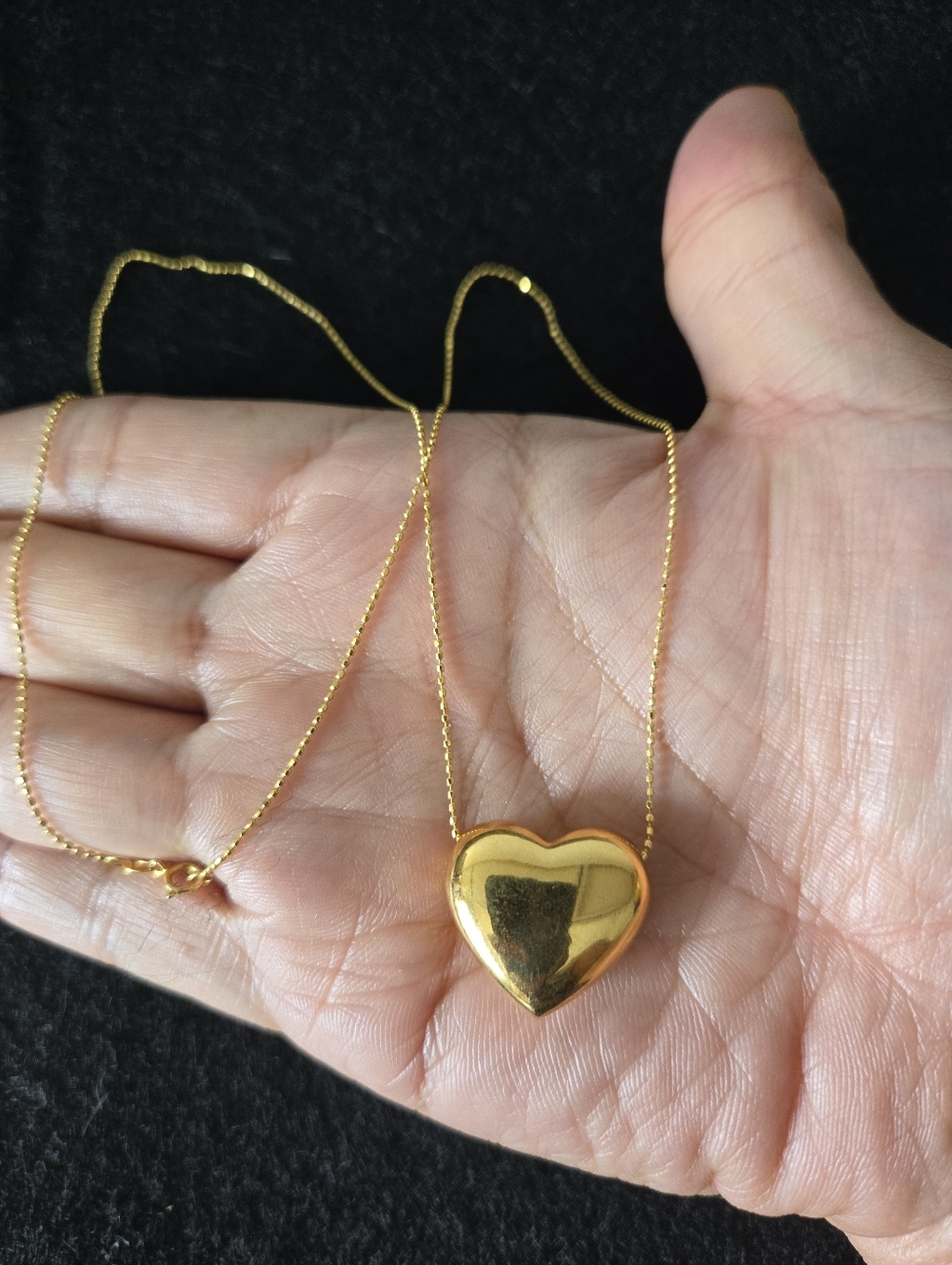 Brand New Solid 18k Yellow Gold Chunky Heart Pendant Necklace - Women's Jewelry